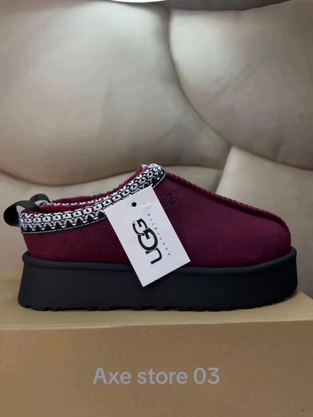 UGG 🩷🎀 vue 4